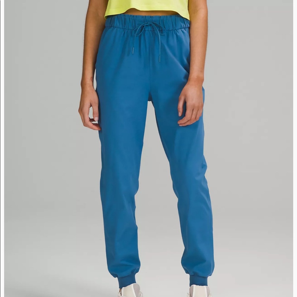 Lululemon Stretch High Rise Jogger